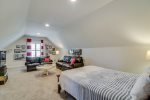 Upstairs Bonus Rm Bedroom w Queen Bed and Premium Mattress & Sitting Area w Leather Recliners